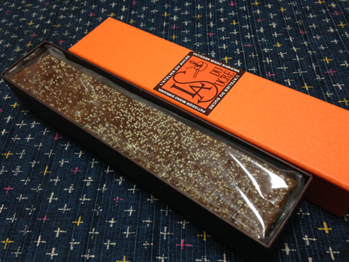 東京駅で仕入れたラトリエ・ドゥ・シュクルの焼菓子